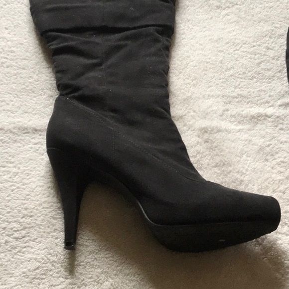 Elle Suede Boot - Picture 4 of 5